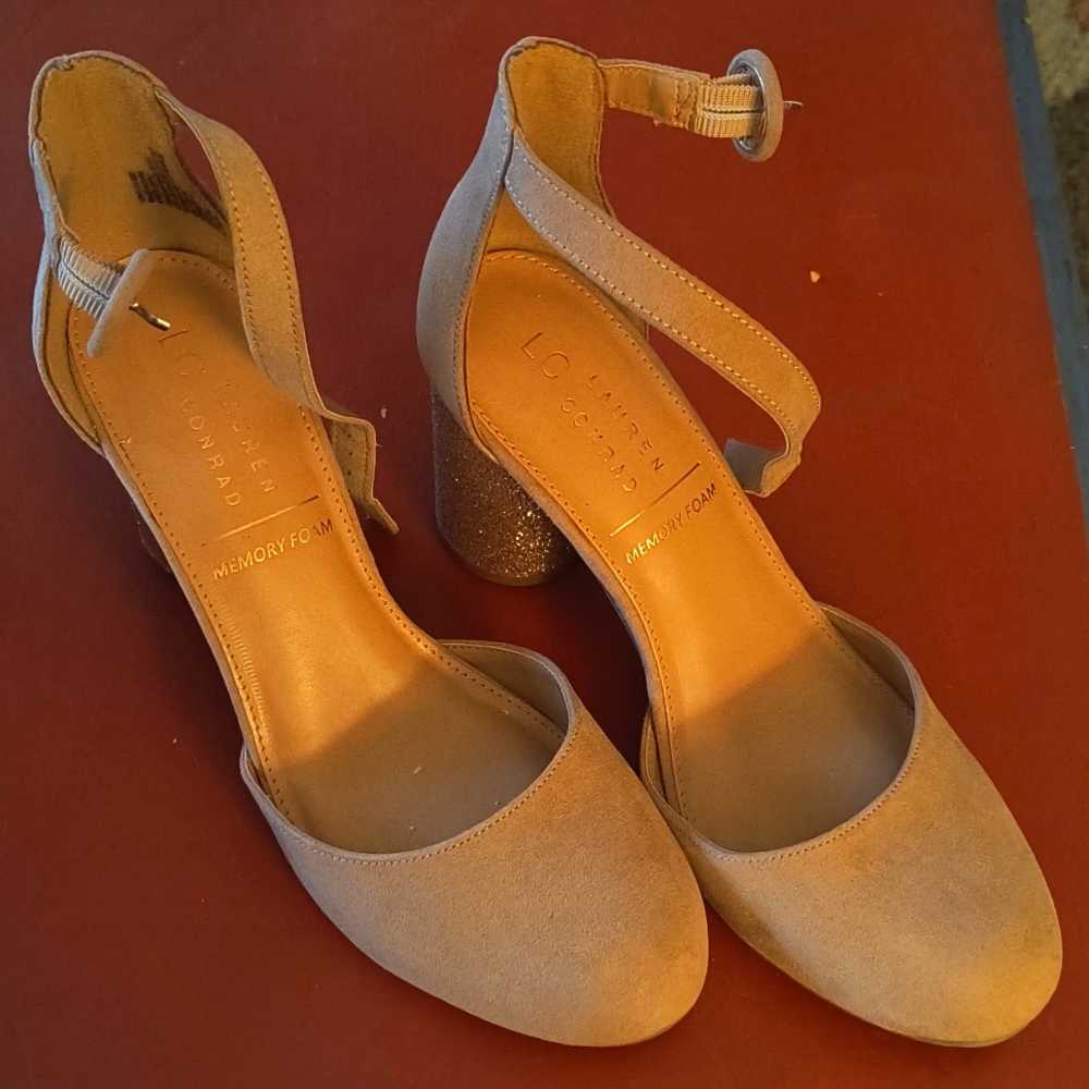Lauren Conrad Heels. They are size 7.0 and the color is milk blush